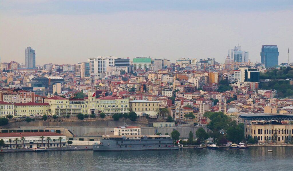 Balata Streets: Top Free Experiences In Istanbul