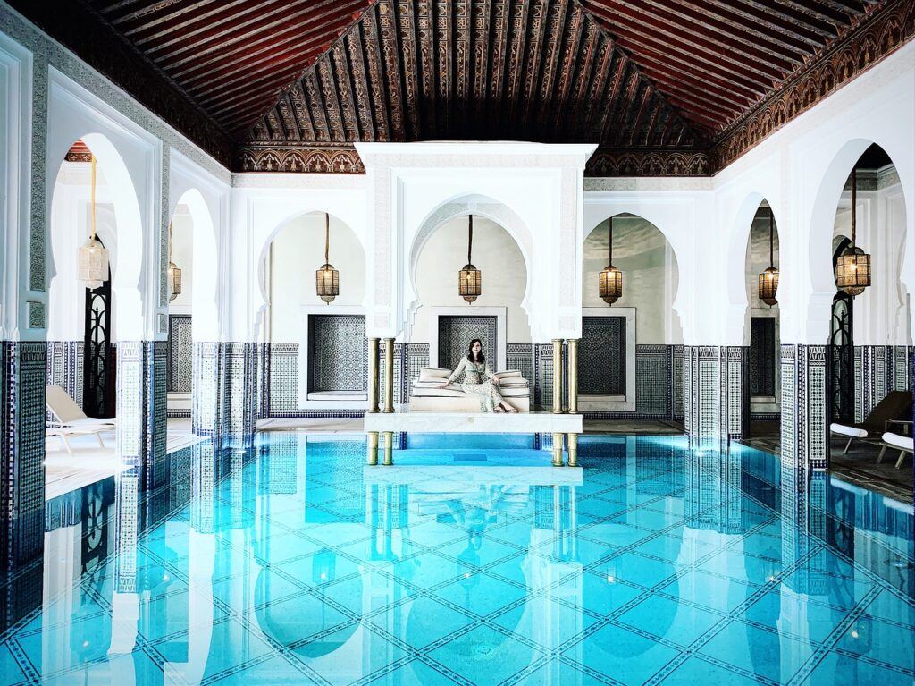 Paid experience n  Turkey: Hammam bath